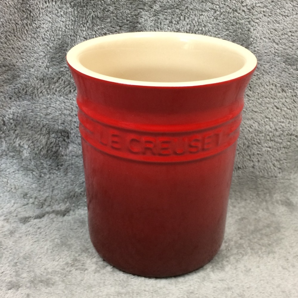 Le‎ Creuset Utensil Crock Red 6" Tall Red Orange Fade